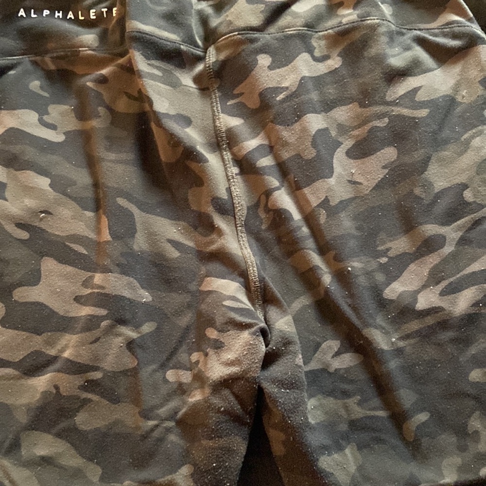 Camo Joggers - Picture 6 of 6